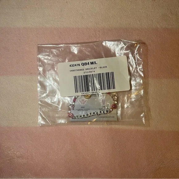 VS PINK & Little Words Project “Unbothered” bracelet - Picture 4 of 4